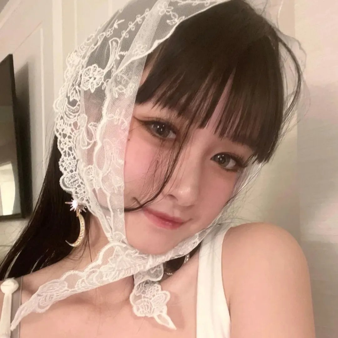 飞女黛丝海报